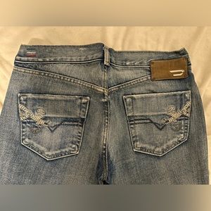 Diesel “Doozy” Jeans with Embroidery. W26 L30 straight-skinny